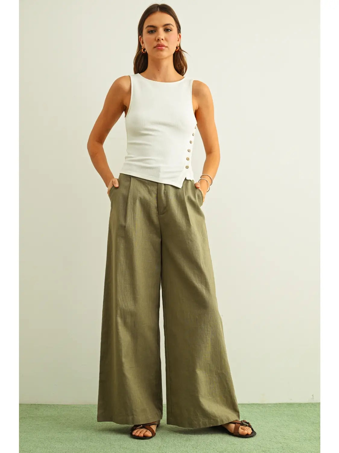 Cream Rib Side Button Tank