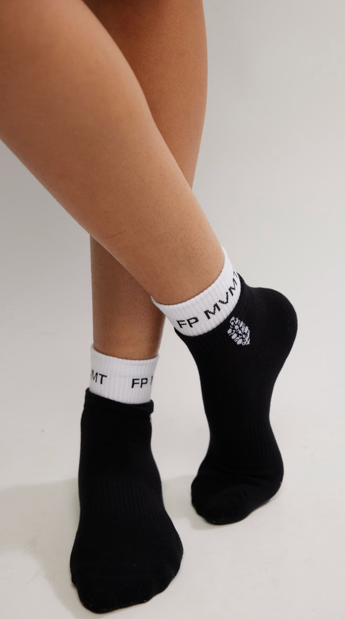 Quarter Crew Court Sock Black/White