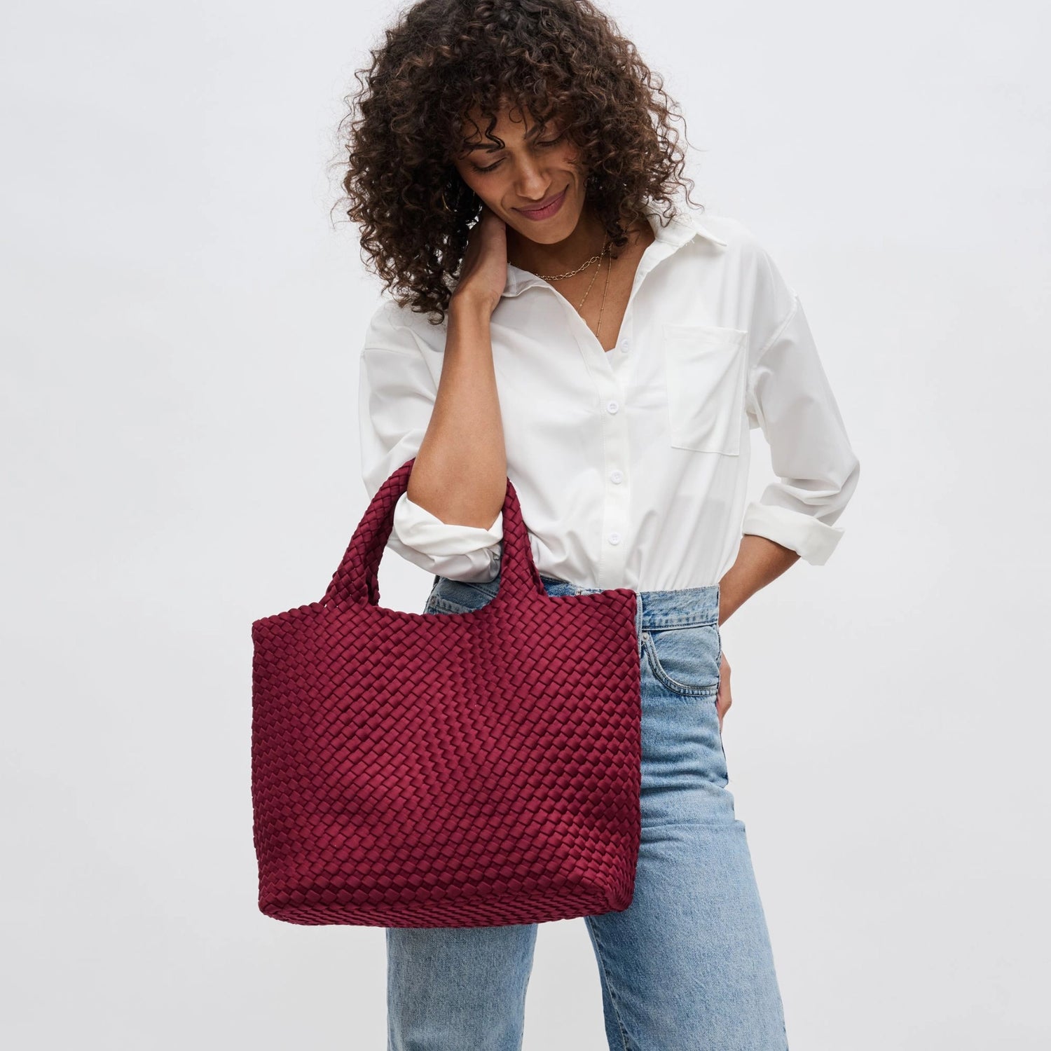Sky's The Limit Medium Tote Wine