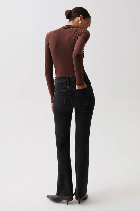 EVIE HIGH RISE SLIM BOOT