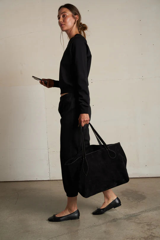 Lucia Travel Raglan Crew