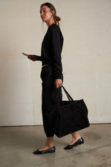 Lucia Travel Raglan Crew