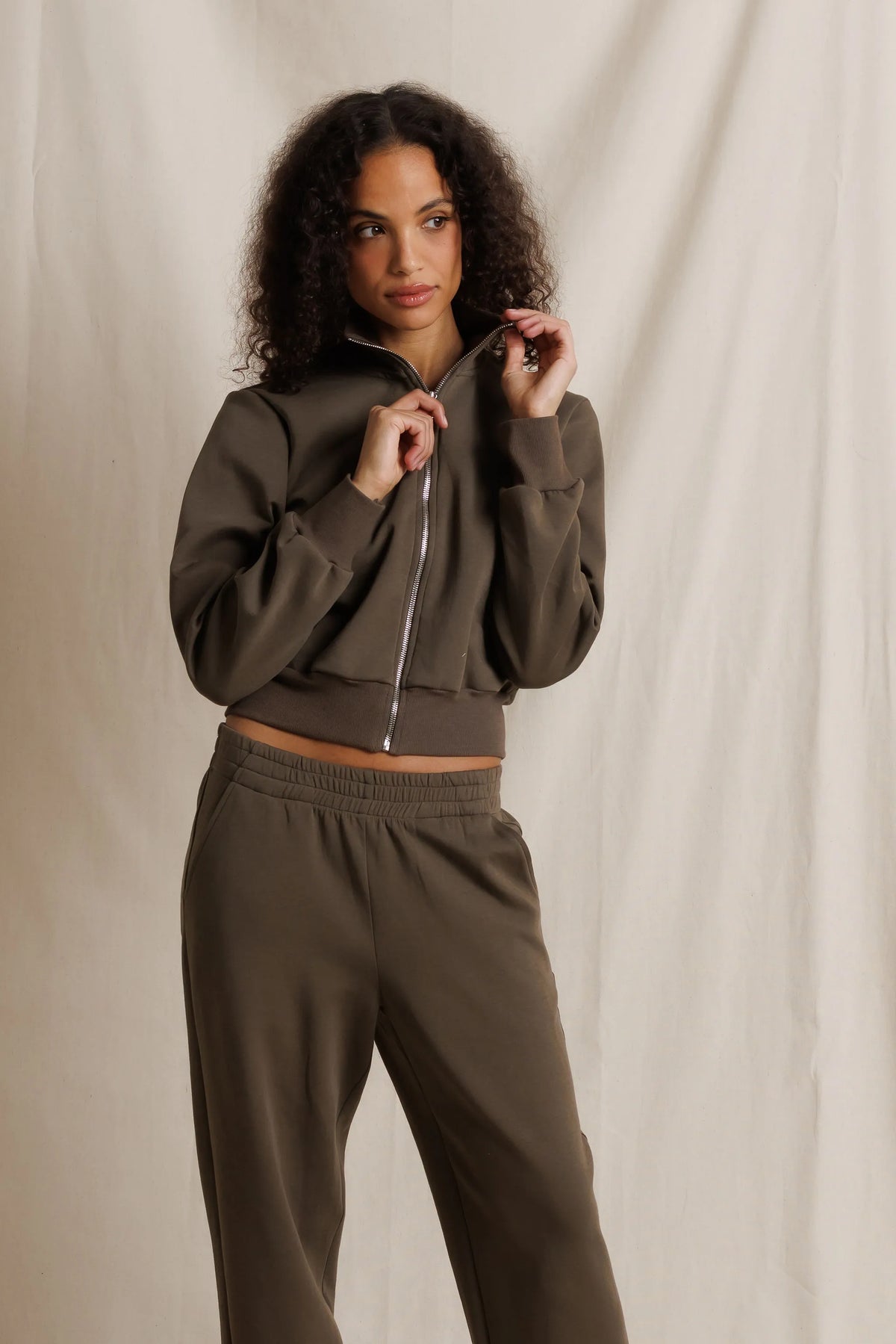 MILANA TRAVEL TRACK JACKET