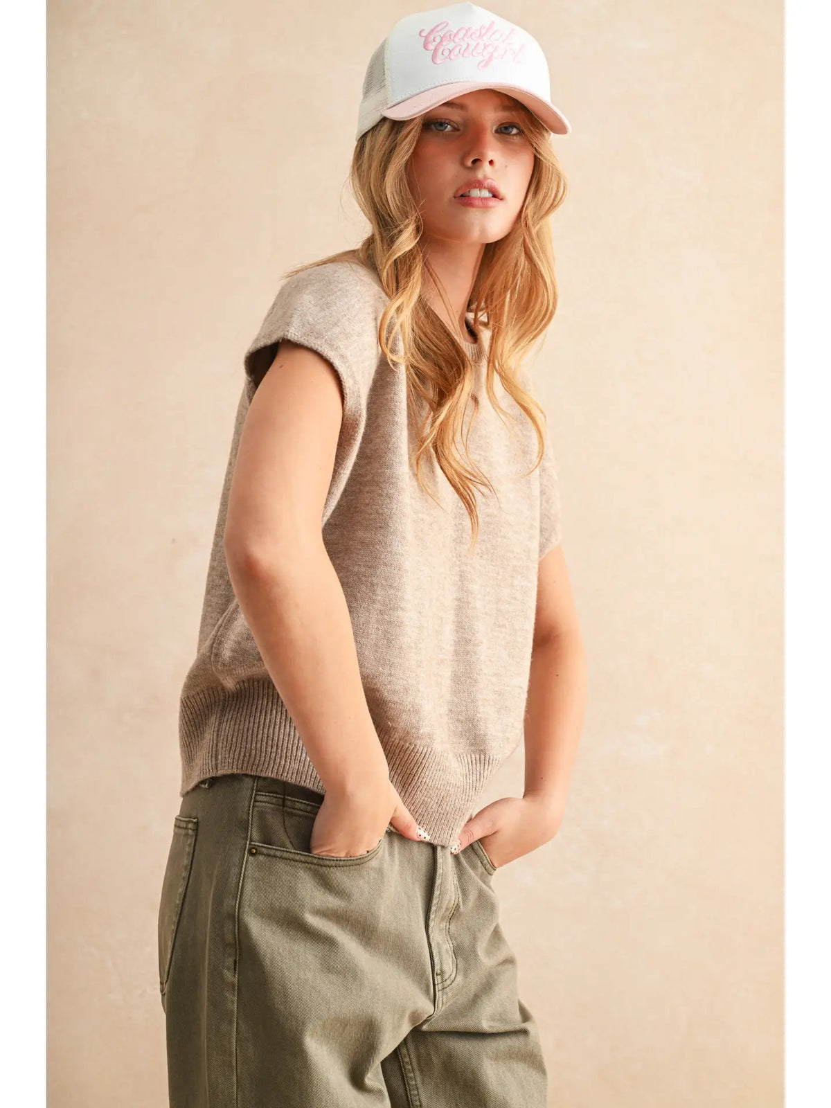 BOXY SHORT SLEEVE SWEATER