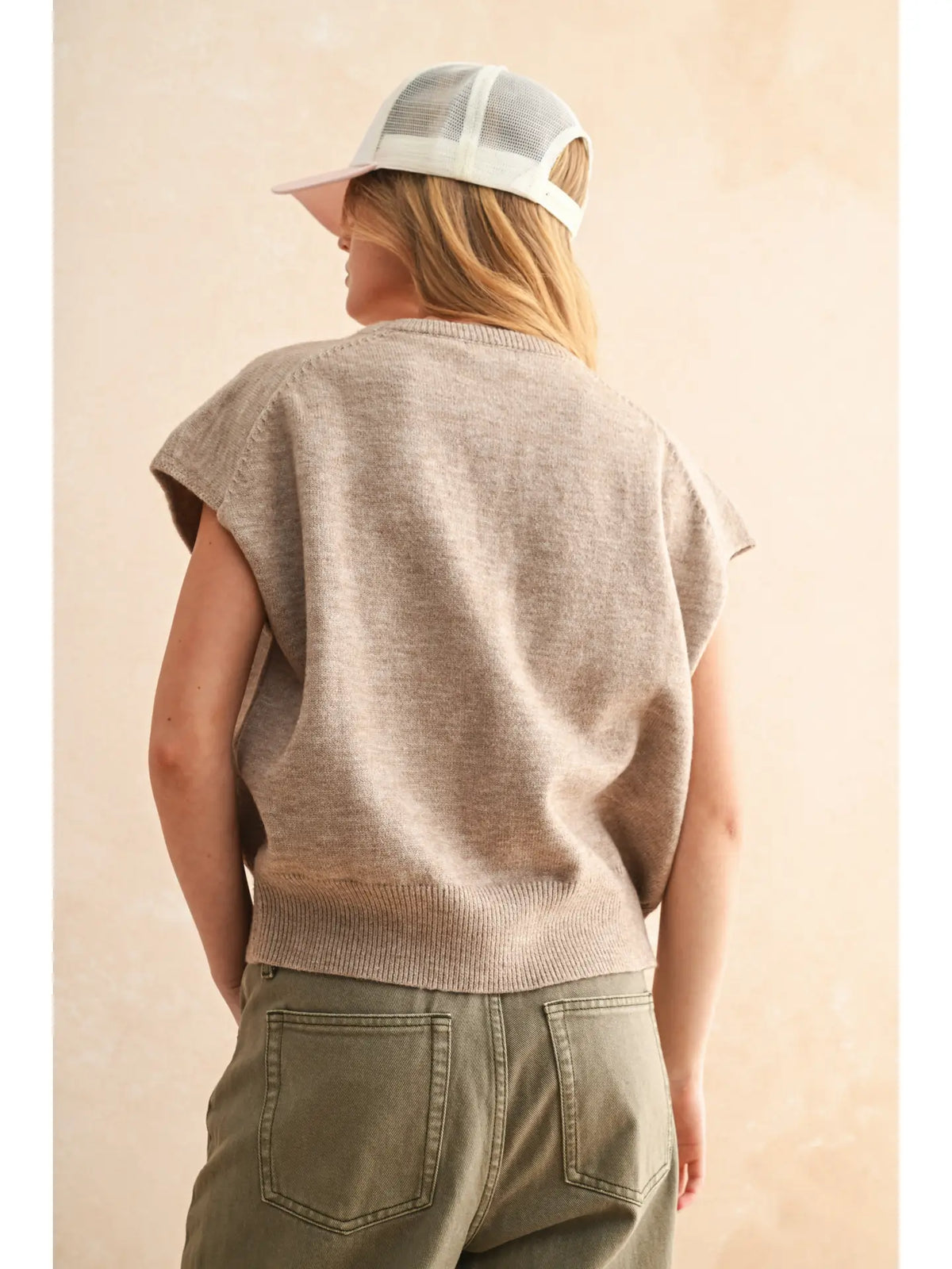 BOXY SHORT SLEEVE SWEATER