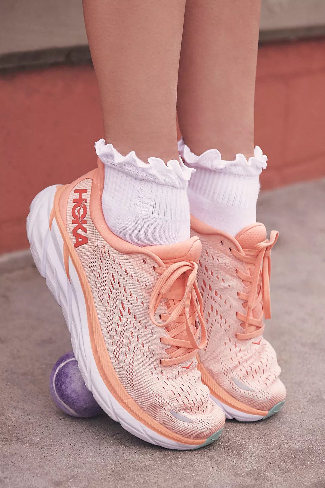 MOVEMENT CLASSIC RUFFLE SOCKS O/S WHITE