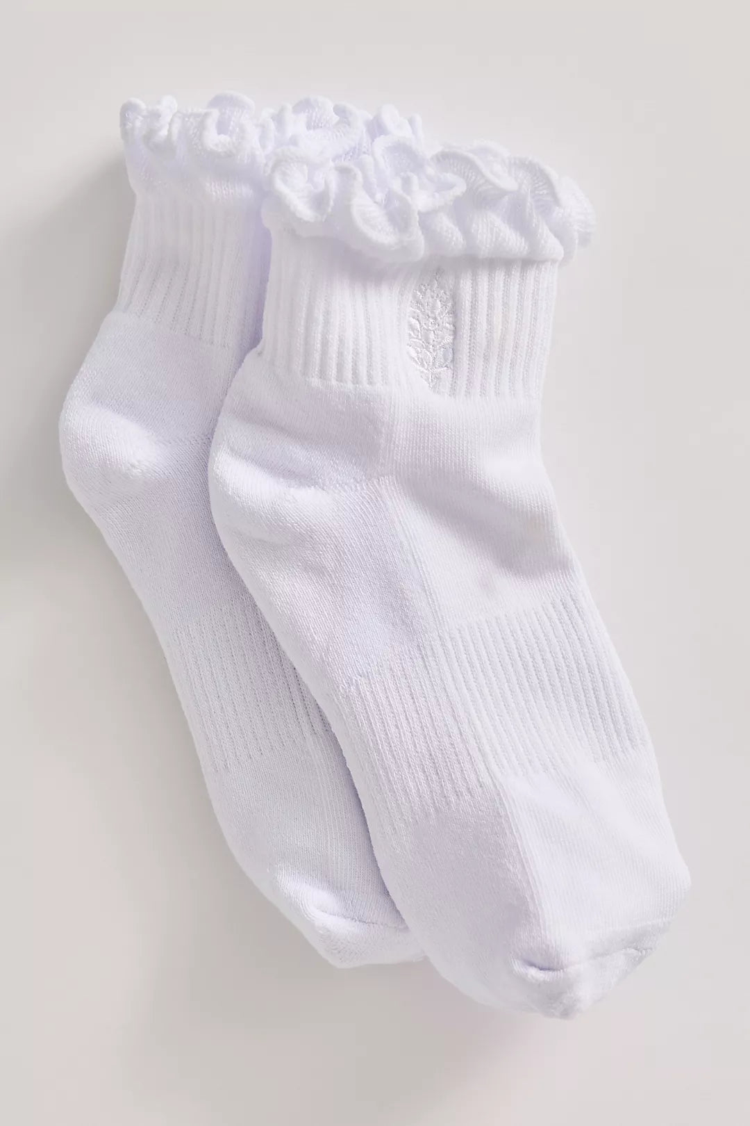 MOVEMENT CLASSIC RUFFLE SOCKS O/S WHITE